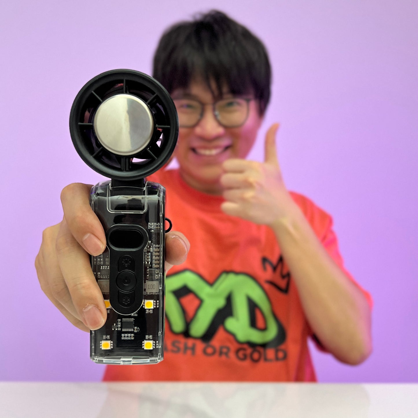 [GOLD] IceRush Turbo – Handheld Fan with Instant Cooling Plate & LED Light